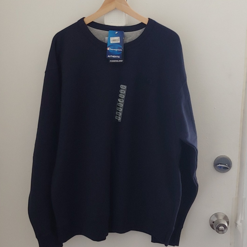 Champion sweatshirt size XL Men Blue NWT